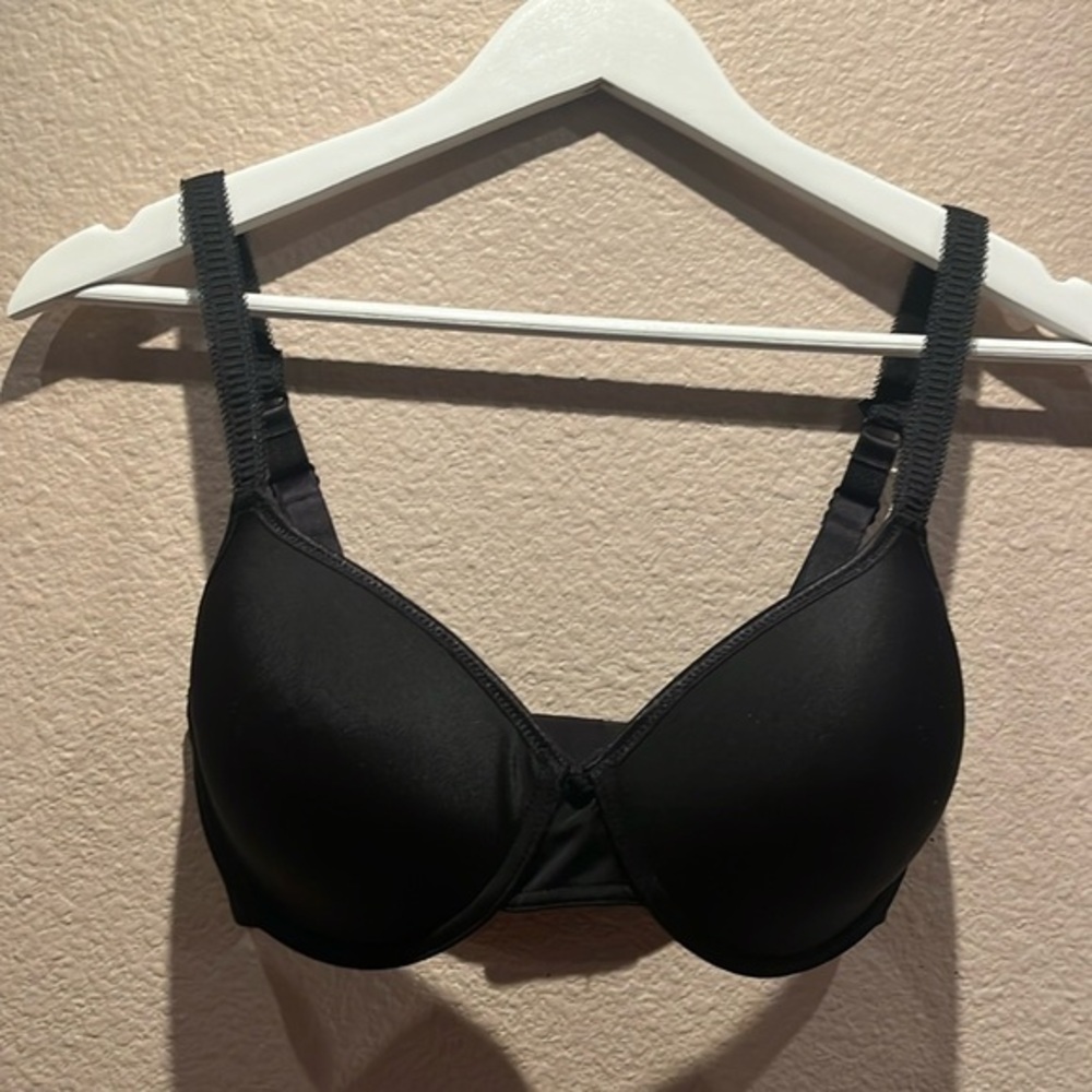 Essential Bodywear Bra EBW 2107 Black Lined Underwire Katie Size 32D